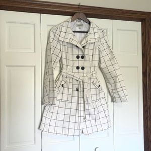 Black and white spring jacket